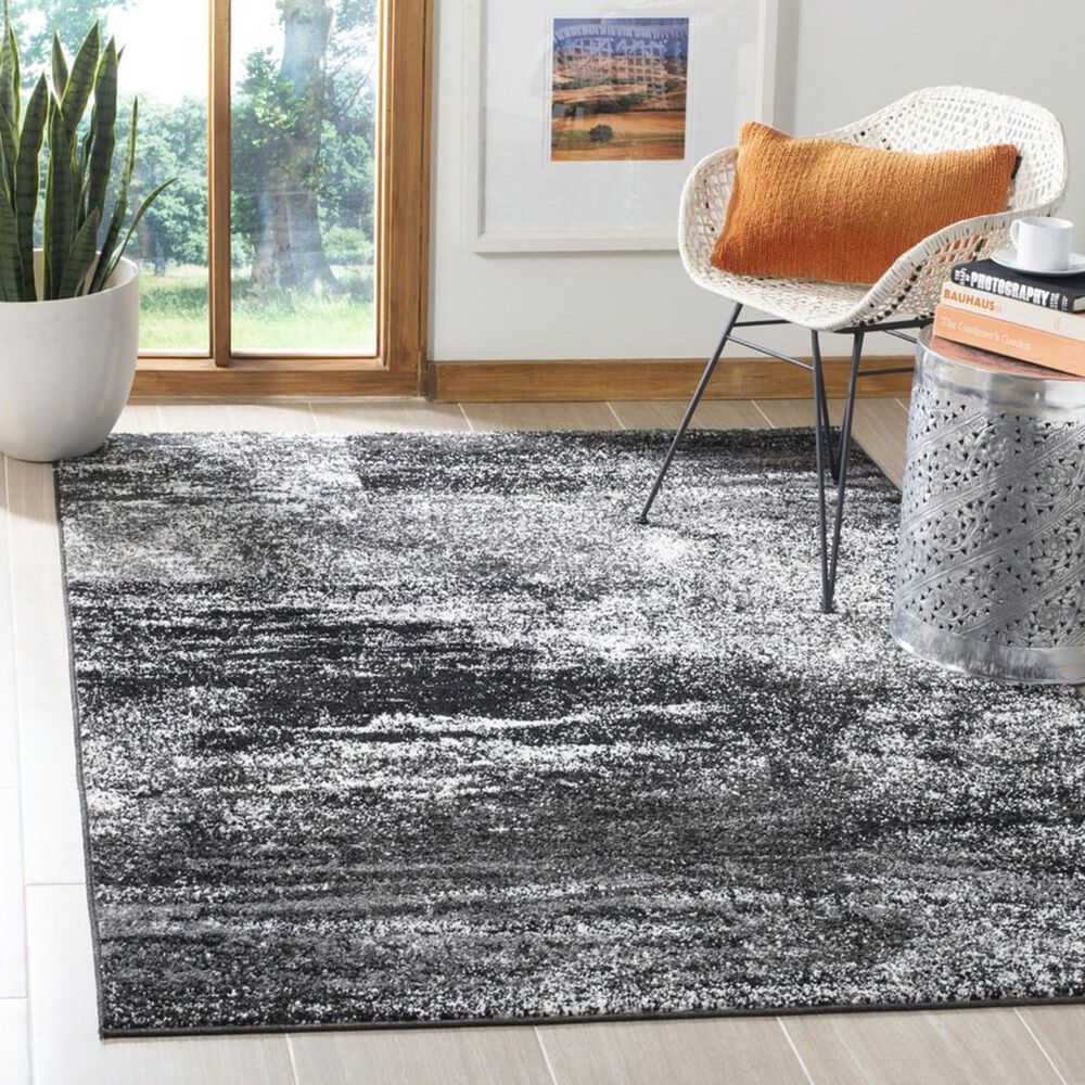 Safavieh Adirondack ADR112A 6&#39; x 9&#39; Silver and Black Area Rug, , large