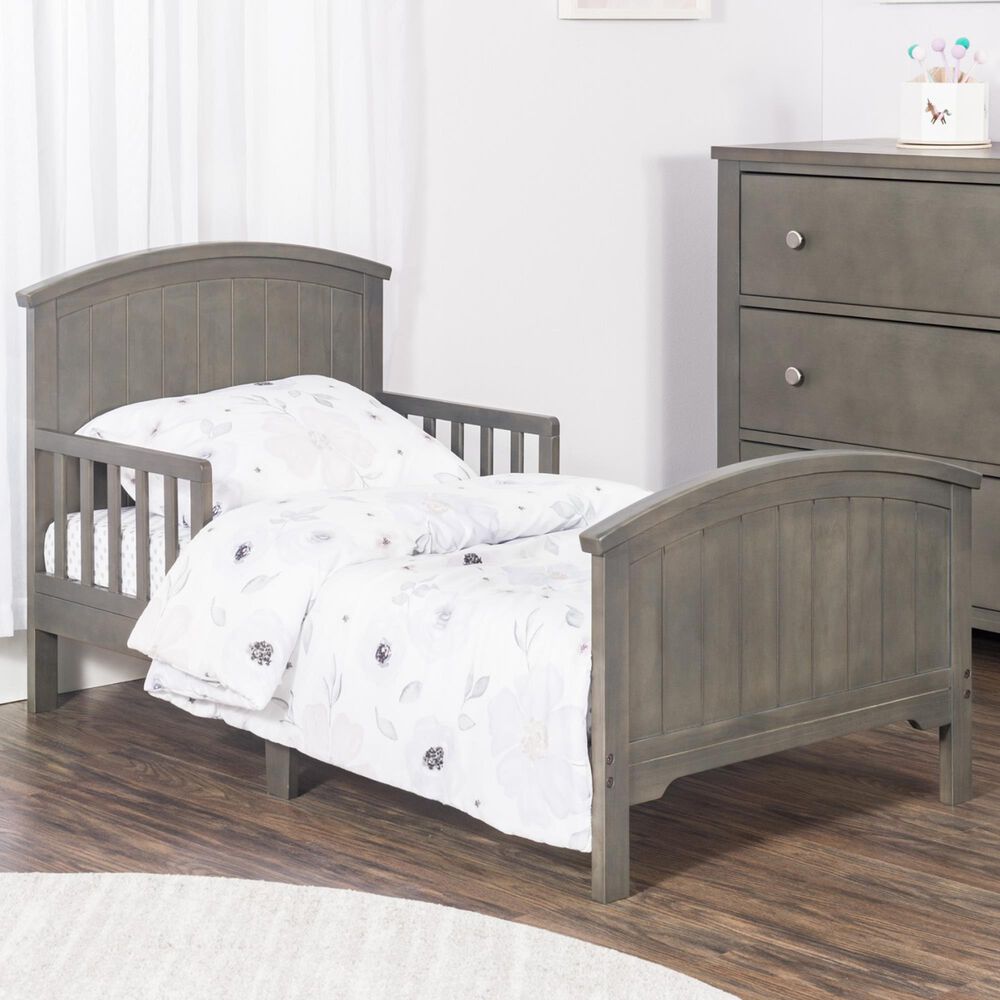 Foundations Worldwide Hampton Toddler Bed with Rails in Dapper Gray, , large