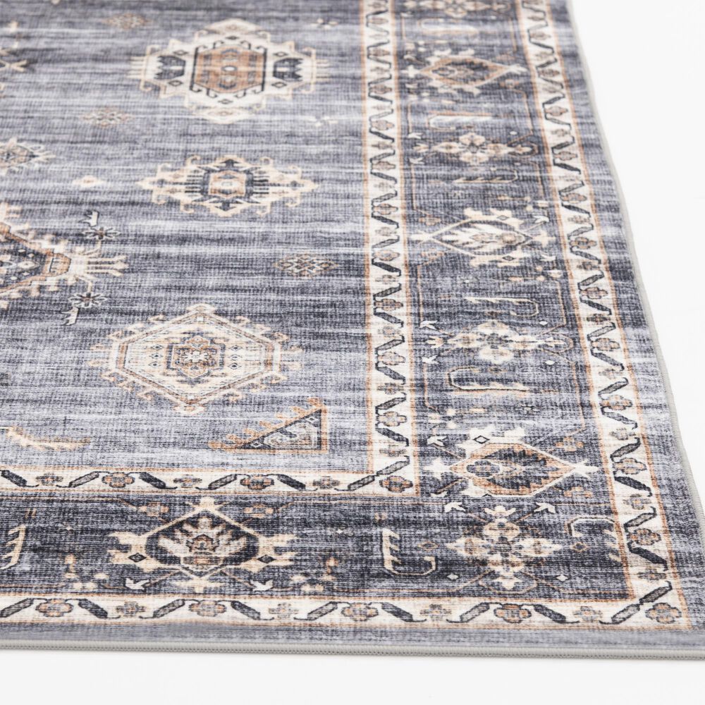 47 x 65 Ivory/Grey Polyester Rug