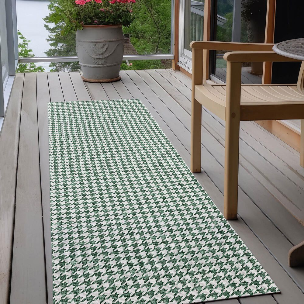 Dalyn Rug Company Hinton 2&#39;3&quot; x 10&#39; Green Indoor/Outdoor Runner, , large