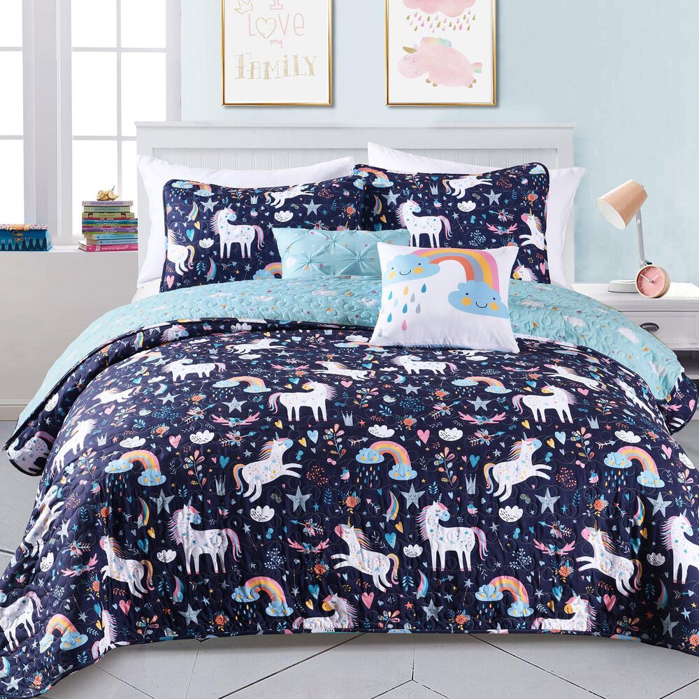 Triangle Home Fashions Unicorn Heart 5-Piece Full/Queen Quilt Set in Navy, , large