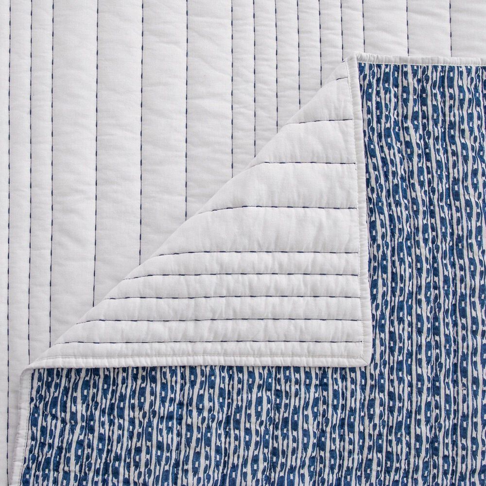 HiEnd Accents Staccato 3-Piece Queen Quilt Set in Blue and White, , large