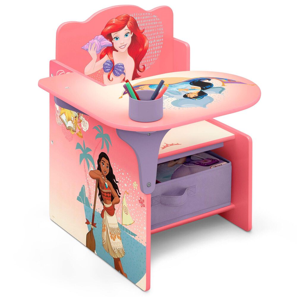 New Disney Princess 2 pack of portable, stackable snacking containers. Each  set includes one 1/3