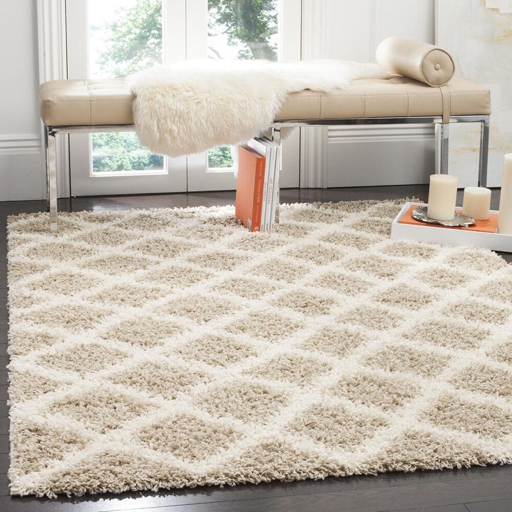 Safavieh Dallas Shag SGD258D-5 5"1" x 7"6" Beige/Ivory Area Rug, , large