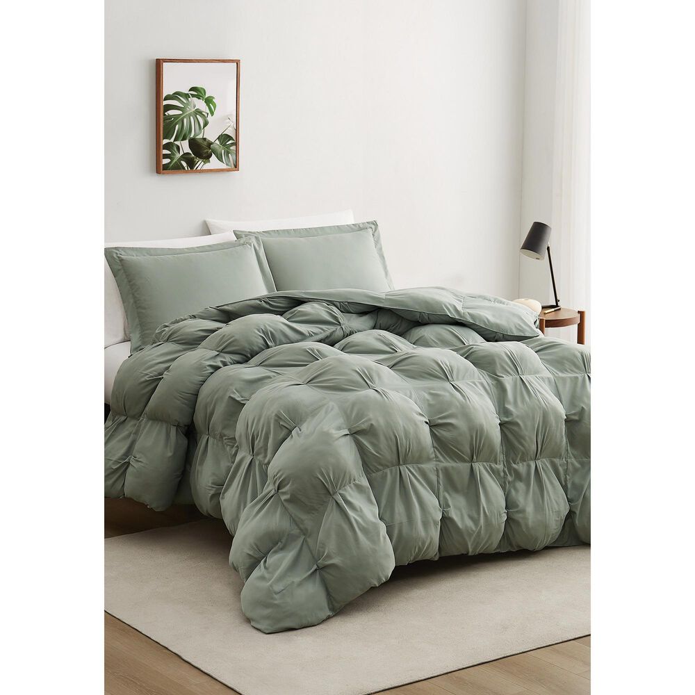 7PC Comforter Set Queen Bed in Solid Color - China Queen Comforter Set and  Sage Green Comforter price