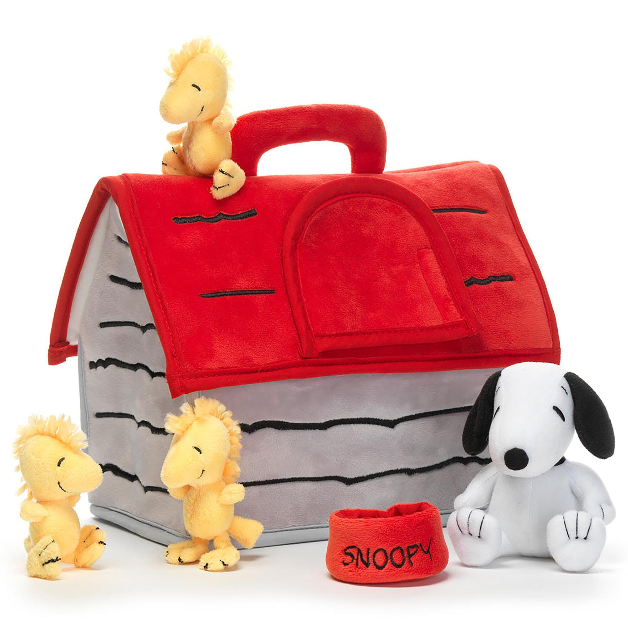 Lambs and Ivy Classic Snoopy Interactive Plush Doghouse with 5 Stuffed  Animal Toys | NFM
