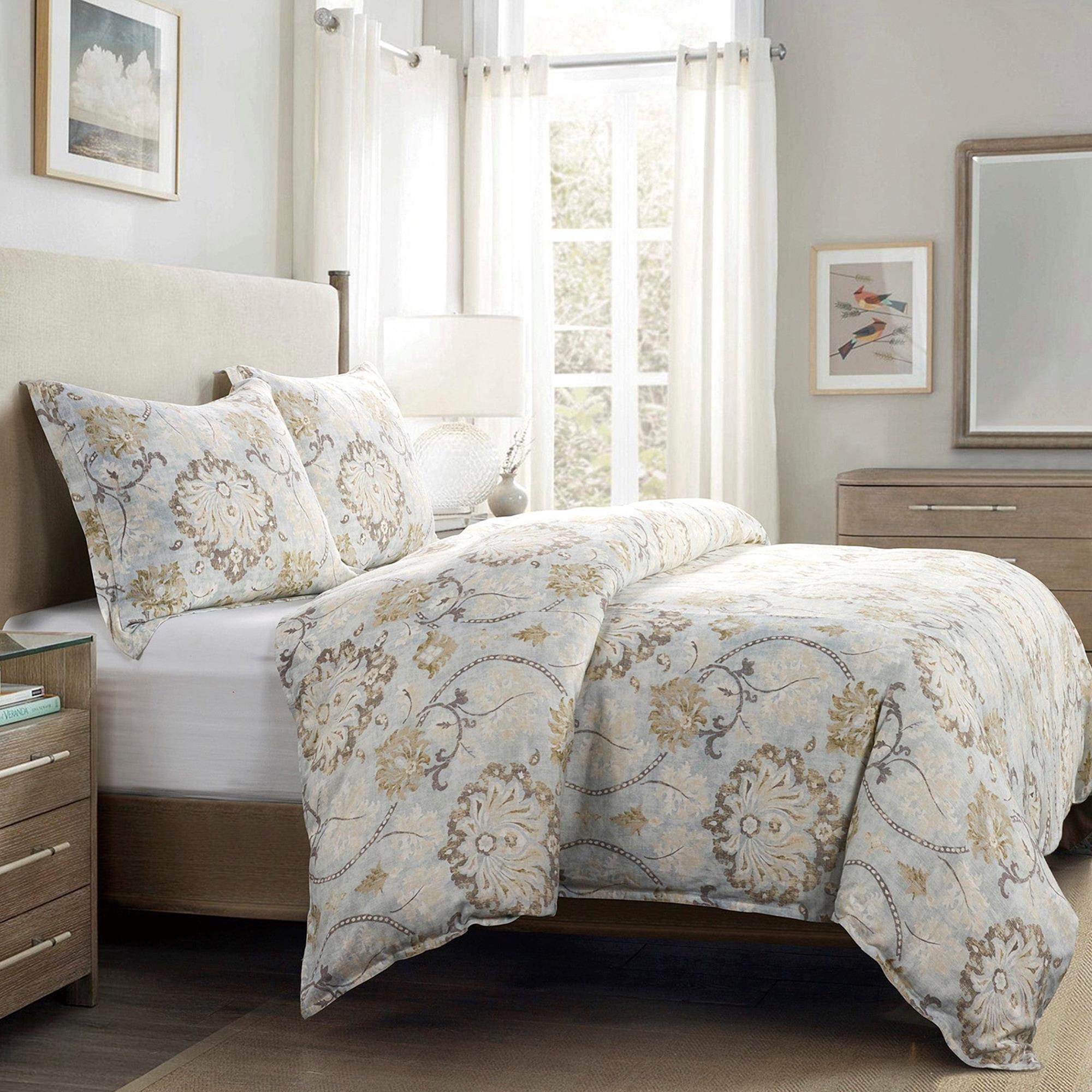 HiEnd Accents Dalia 3-Piece Super King Comforter Set in Powder